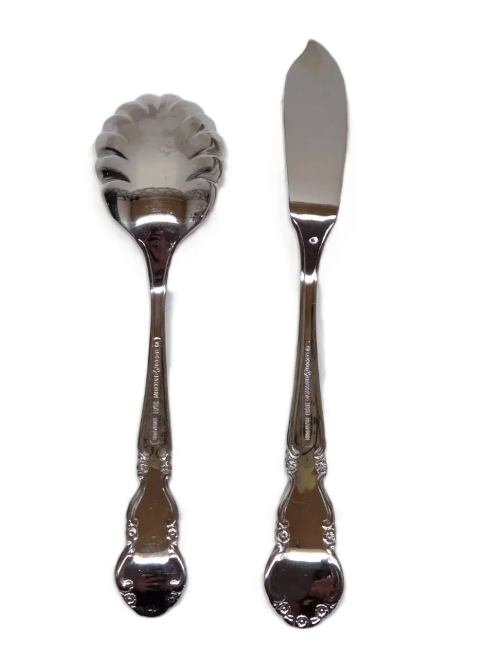 Reed & Barton Dickenson 18/8 Sugar Shell Spoon Master Butter Knife Lot w/Box